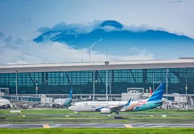 Indonesian airports reopen after volcanic eruption