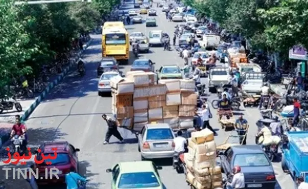 پلیس راهور استان مرکزی با خودروهای پلاک کثیف و ناخوانا برخورد می کند