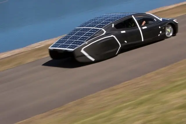 
خودروی خورشیدی با مصرفی برابر با دستگاه توستر
