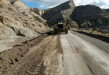 پاکسازی و رفع آبشستگی بیش از ۲۵ راه روستایی در شهرستان پلدختر