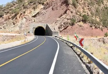 روکش آسفالت 16 کیلومتر از راه‌های شهرستان کلات درخراسان رضوی