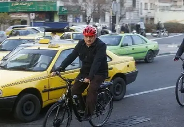 امکان پارک رایگان دوچرخه در ۱۵۰۰ ساختمان شهرداری بررسی می‌شود