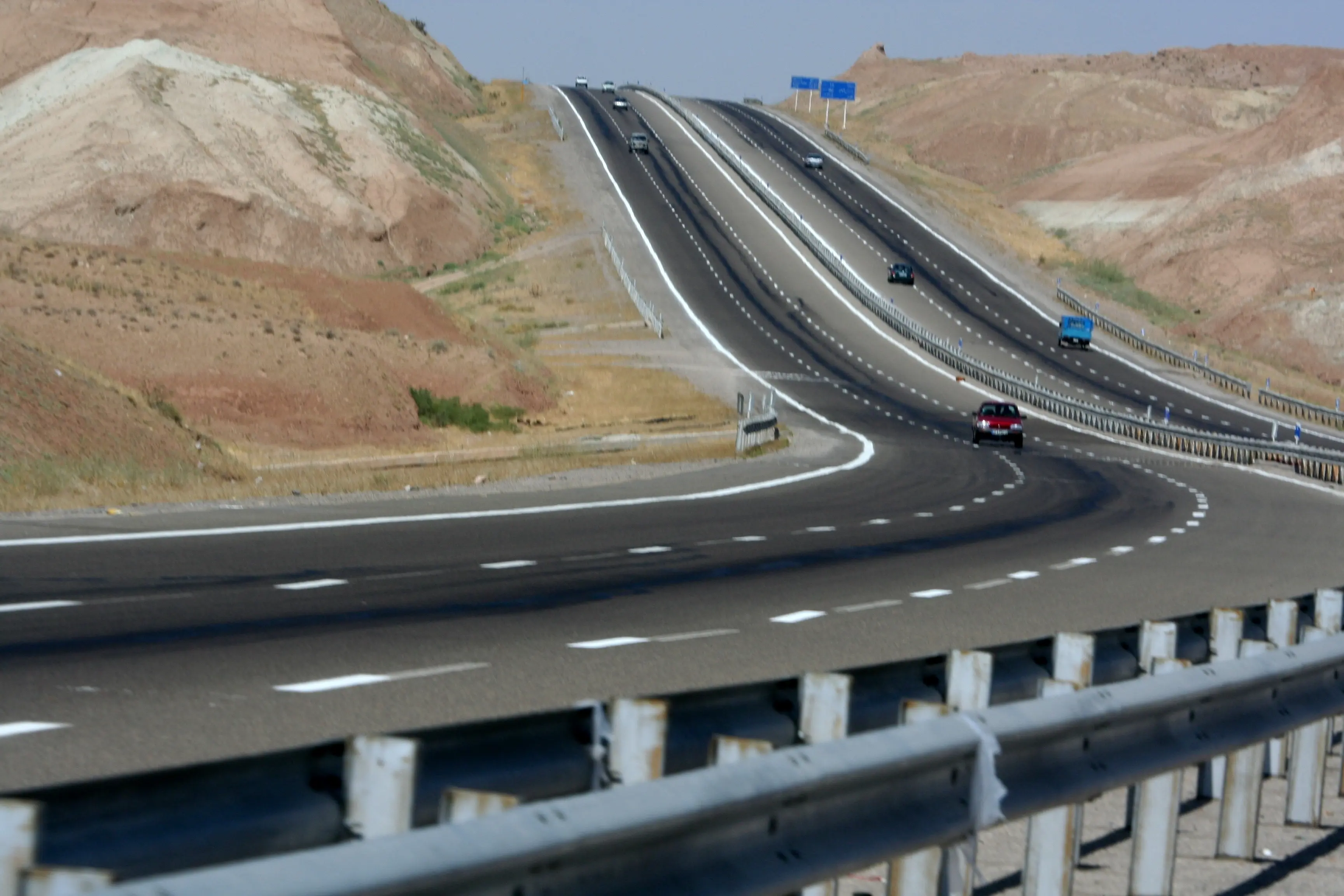 پیشرفت ۷۰درصدی احداث بزرگراه شهید همت- کرج