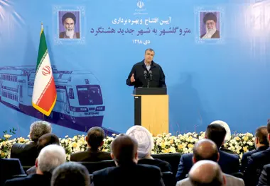 تحویل ۵۸۰ کیلومتر آزادراه و ۱۵۰۰ کیلومتر خط ریلی تا سال 1400