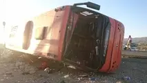 واژگونی اتوبوس شیراز به یزد 6 مصدوم برجا گذاشت