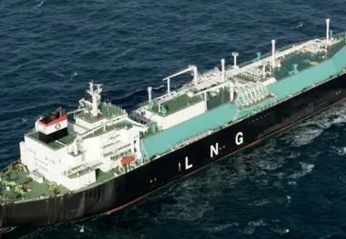 Petronas Ships Its First LNG Cargo to S-OIL