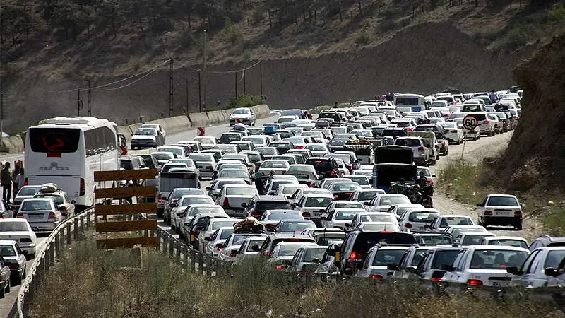 ترافیک سنگین در جاده هراز و محور فیروزکوه