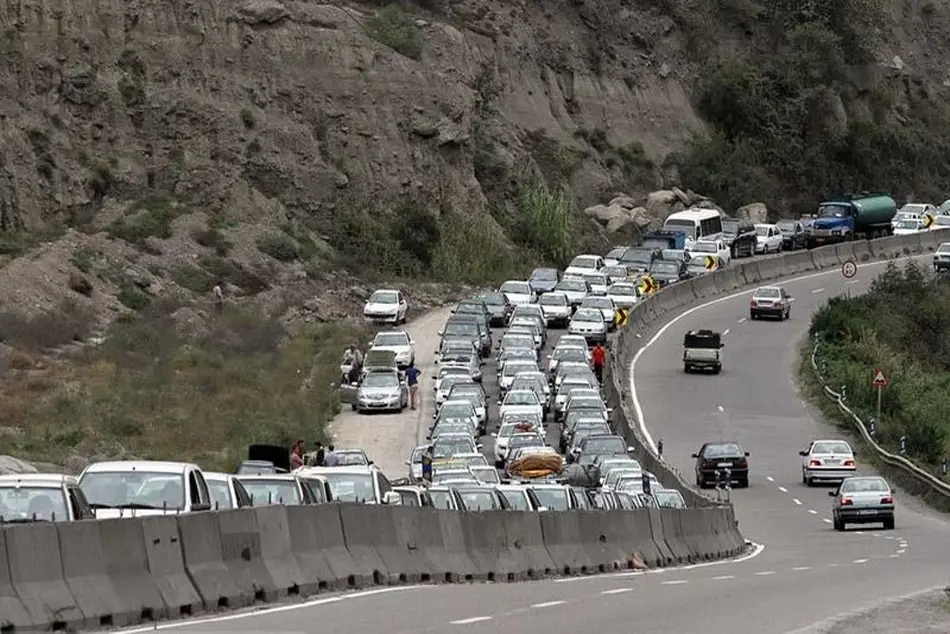 آخرین وضعیت ترافیکی چالوس و هراز اعلام شد 
