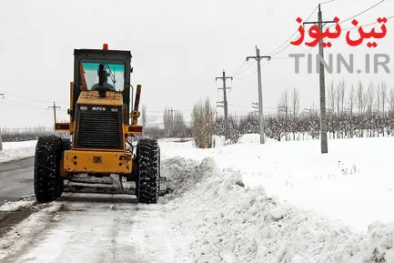 برف روبی و بازگشایی جاده ها در آذربایجان غربی