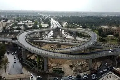 زنجان نقش پل ارتباطی را میان منطقه شمال غرب کشور دارد / نیاز زیرساخت های استان به 300 هزار میلیارد ریال اعتبار