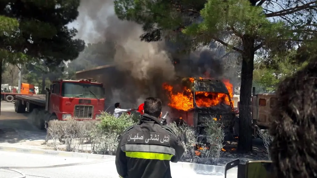 روایت یک شاهد عینی از حادثه آتش سوزی در پایانه بار اصفهان
