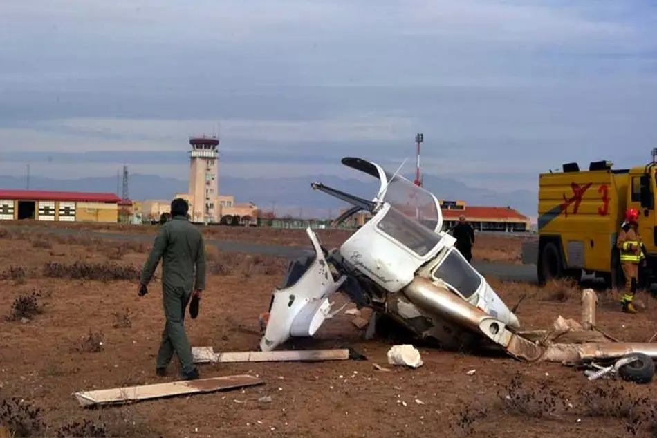 جزئیات سقوط یک هواپیمای نظامی در نزدیکی فرودگاه امام