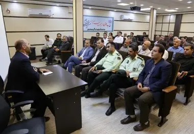 بررسی مشکلات حمل‌ونقل کالا در استان ایلام