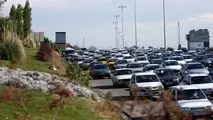 ترافیک سنگین در جاده‌های منتهی به تهران/ بارندگی در محورهای شمالی