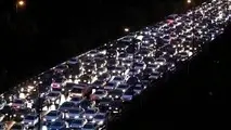 ترافیک جاده ای چند کیلومتری در آزادراه قزوین رشت؛ الگوی سفر ها را تغییر دهیم