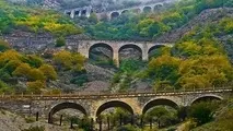 حمایت از صنایع تولیدی در حمل و نقل ریلی همواره اولویت راه آهن بوده است.