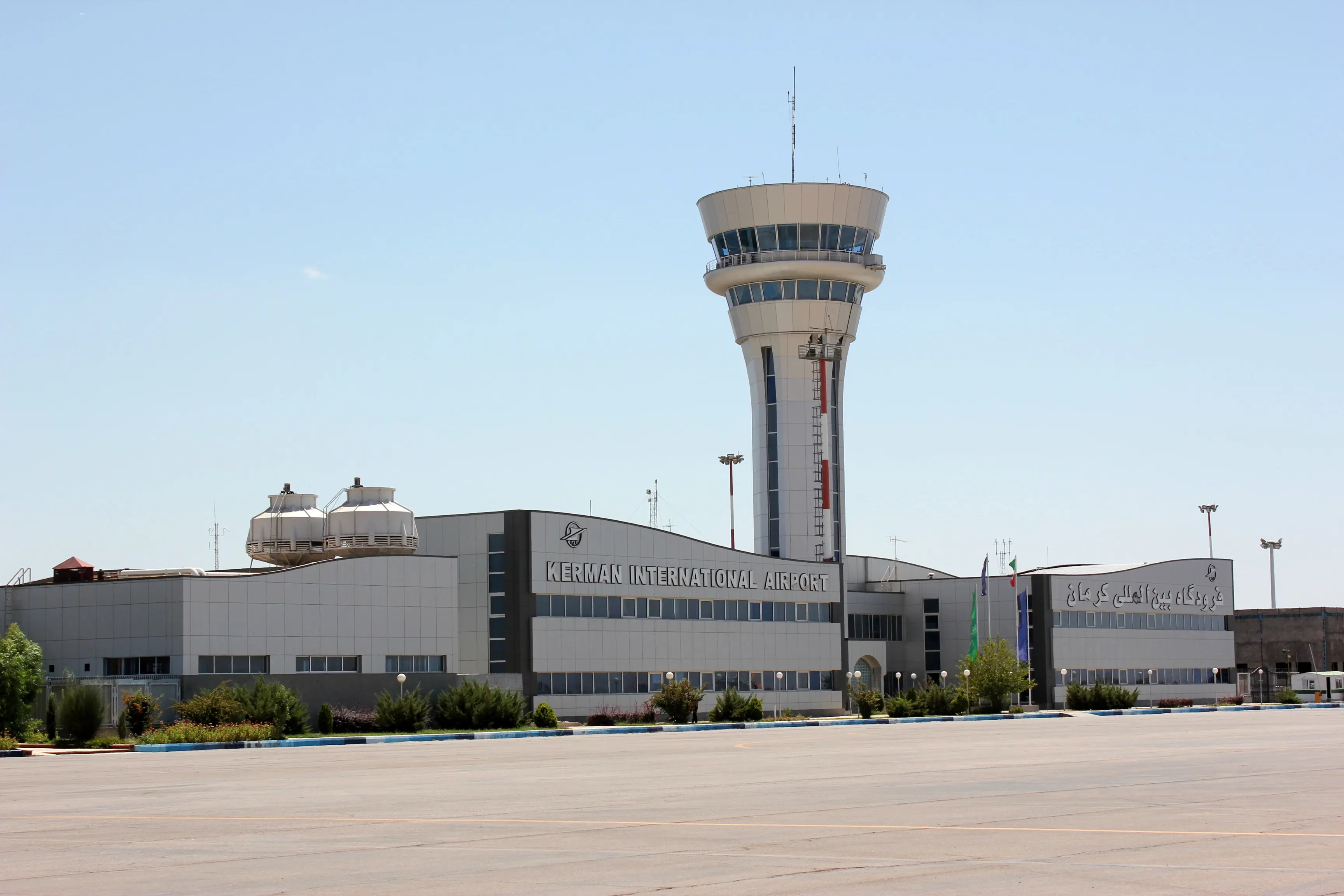 افتتاح پروژه‌های توسعه فرودگاه کرمان به ارزش بیش از ۳ هزار میلیارد ریال