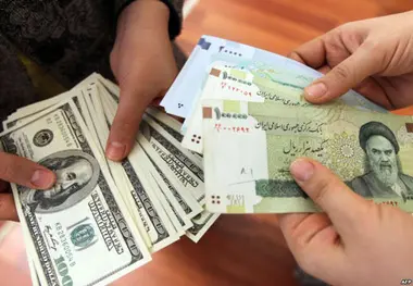 
فضای بازار ارز عادی شد

