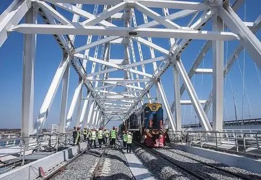 جنجالی‌ترین پل ریلی اروپا توسط پوتین افتتاح شد 