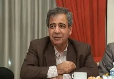 شازده حمام/ بخش دوازدهم، آقای محمود 