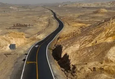 اجرای خط کشی ۶۶۰۰ کیلومتر از محورهای مواصلاتی استان سیستان و بلوچستان‌