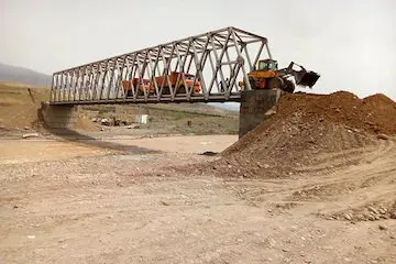 اتمام عملیات خاک‌ریزی و بازگشایی مسیر پل ارشت 