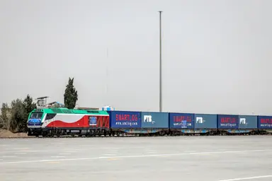 سرمایه‌گذاری ۱۷ میلیارد دلاری راه آهن در برنامه هفتم چگونه تامین می‌ شود؟