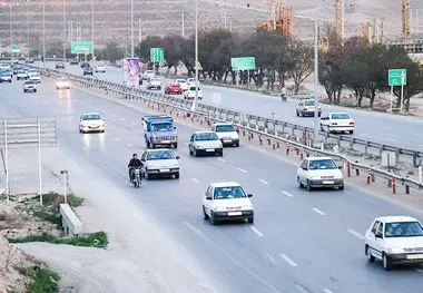 تردد روان در محورهای شمالی/ ترافیک در محور ساوه-تهران