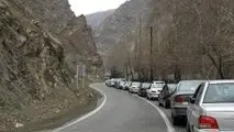ترافیک در جاده کرج - چالوس سنگین شد