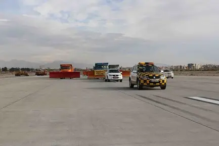 مانور عملیات برف روبی فرودگاه مهرآباد