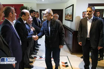 گزارش تصویری بازدید رئیس جمهور از وزارت راه و شهرسازی (9)