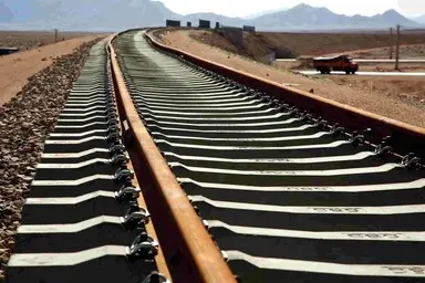 بررسی زیرساخت‌ های خدمات‌ رسانی به زائران در پایانه ریلی شلمچه