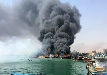 آتش سوزی در بندر صیادی کنگان - بوشهر 