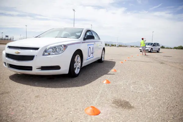University of Illinois research shows that a few self-driving cars can improve traffic flow