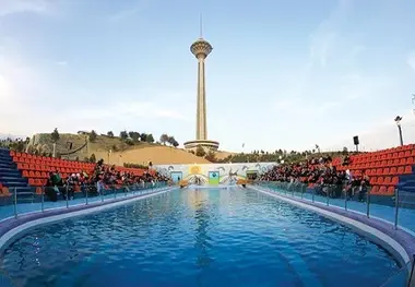 
هوای تهران سالم است
