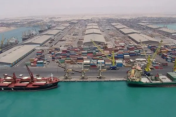 پهلوگیری اولین کشتی تجاری رو- رو کالای ترانزیتی در بندر نوشهر