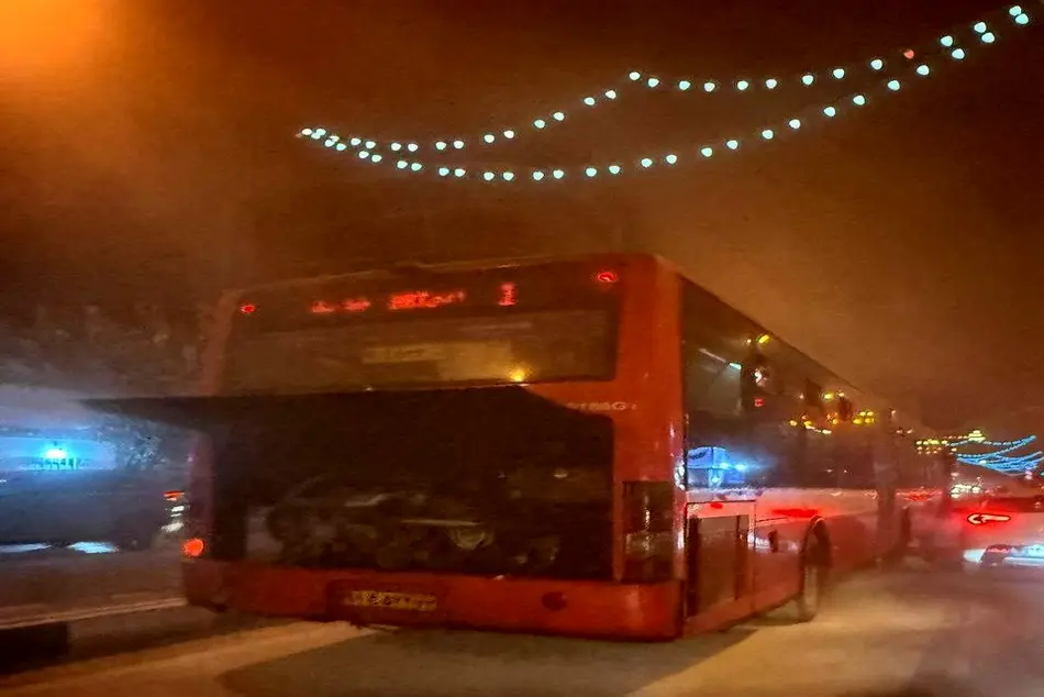 آتش گرفتن اتوبوس BRT خط یک بر اثر نقص فنی