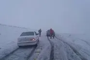 نجات و اسکان ۱۵۰ مسافر در راهدارخانه های قزوین طی بارش های سنگین اخیر