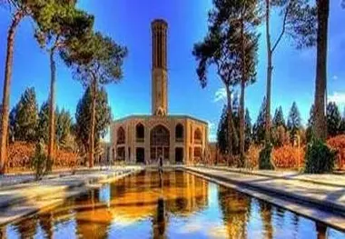 در باغ دولت آباد یزد بلندترین بادگیر دنیا را ببینید
