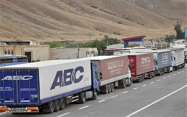 رشد 145 درصدی ارزش صادرات کالا از گمرکات آذربایجان غربی