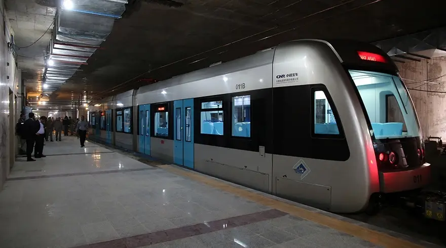 راه اندازی قطار امیرکبیر-اراک-مهاجران در دستور کار قرار گیرد