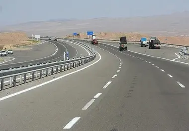 نصب حفاظ ایمنی در بزرگراه شهید لشگری