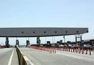 نرخ و دریافت عوارض در آزاد راه همدان - ساوه قانونی است 