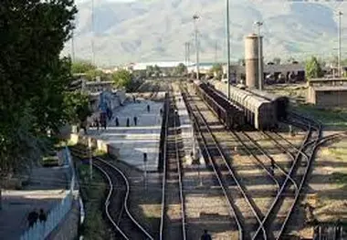 حادثه ریلی و مسدودی موقت خط آهن جنوب