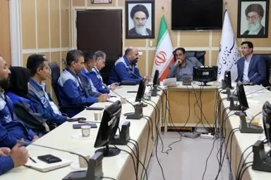  دیدار مدیران پلور سبز با مسئولان زرند/ تأکید بر رفع موانع تولید
