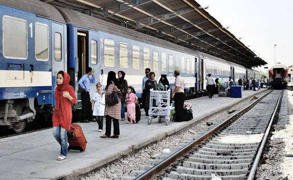 جابجایی بیش از ۲۸ هزار مسافر در راه‌ آهن زاگرس 