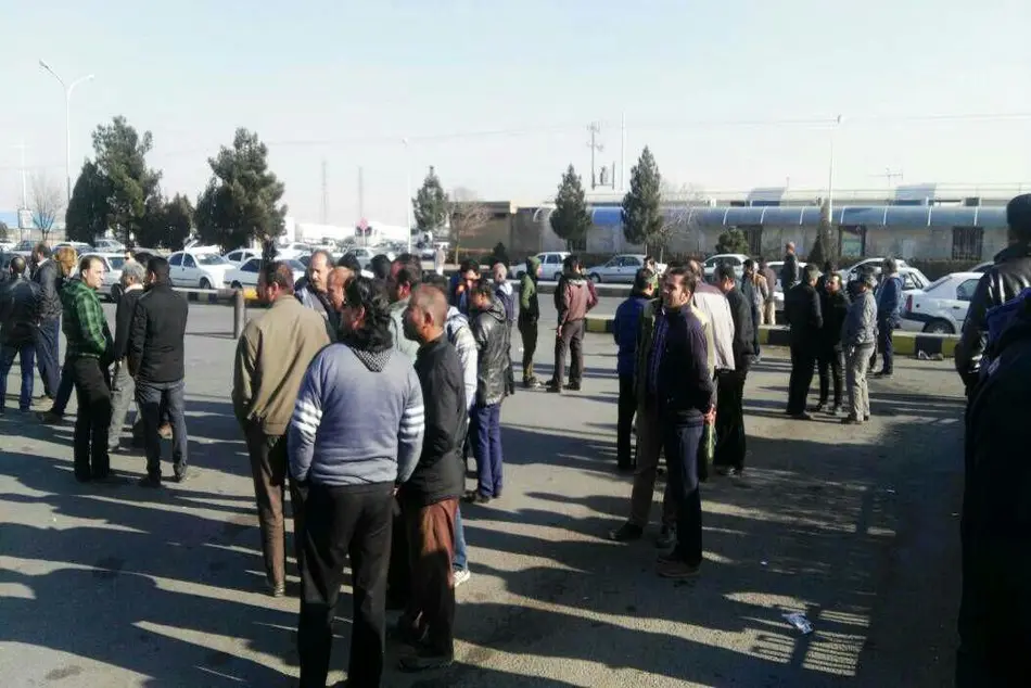 خودداری رانندگان تانکرها از حمل سوخت در منطقه اصفهان