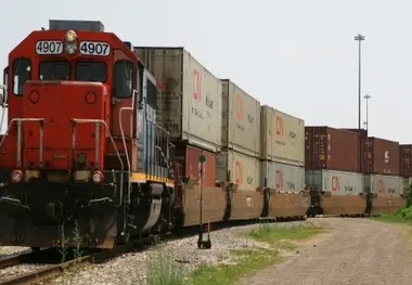 راه آهن ایالت بلوچستان پاکستان نسبت به افزایش ناوگان در مسیر زاهدان کویته اقدام کند
