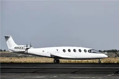 یک ایرلاین بریتانیایی پیشگام ساخت هواپیماهای برقی شد