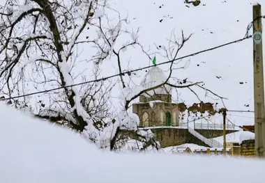 روستاهای کمران و گوکان فریدونشهر درمحاصره برف